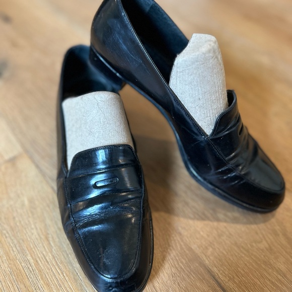 Prada Classic Black Leather Loafers - Picture 1 of 11